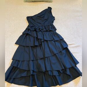 Elegant One-Shoulder Black Dress